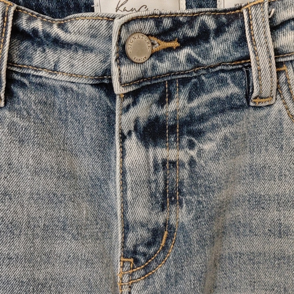 EUC KanCan Sz 28 Style Estilo  Distressed Denim Shorts - Picture 2 of 8